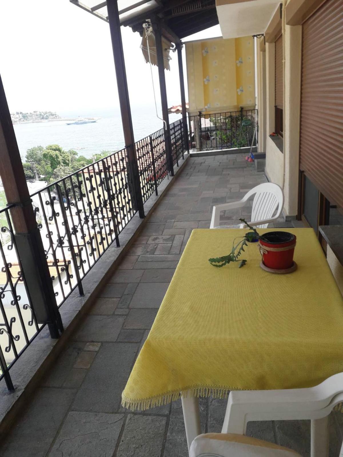 Poly'S House Apartment Kavala Bagian luar foto