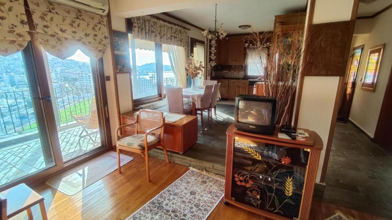 Poly'S House Apartment Kavala Bagian luar foto